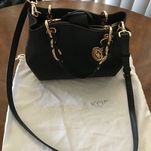 MK crossbody bag like new used once